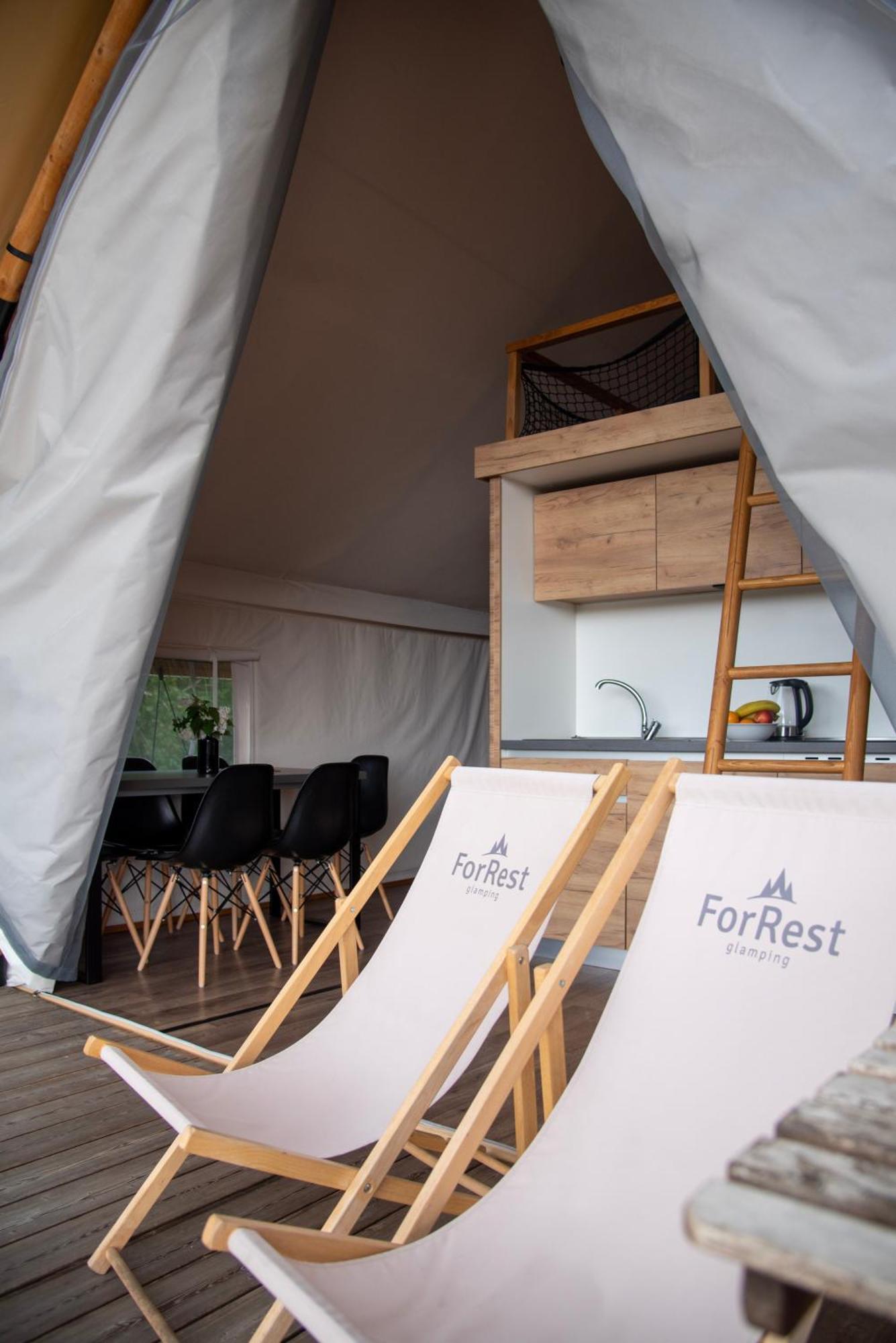 ForRest Glamping Hotel Banská Štiavnica Eksteriør billede