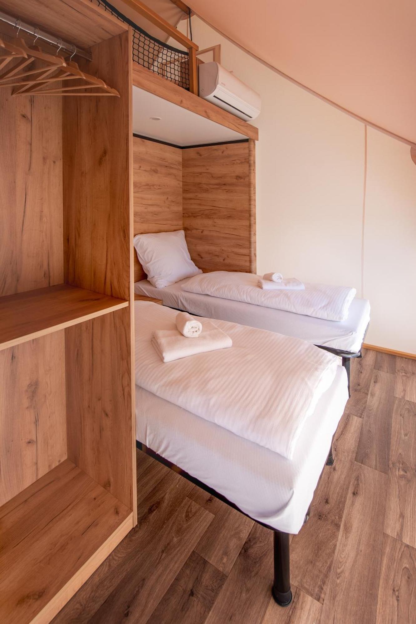 ForRest Glamping Hotel Banská Štiavnica Eksteriør billede