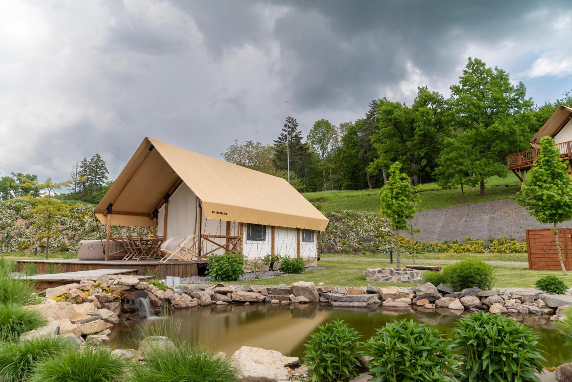 ForRest Glamping Hotel Banská Štiavnica Eksteriør billede