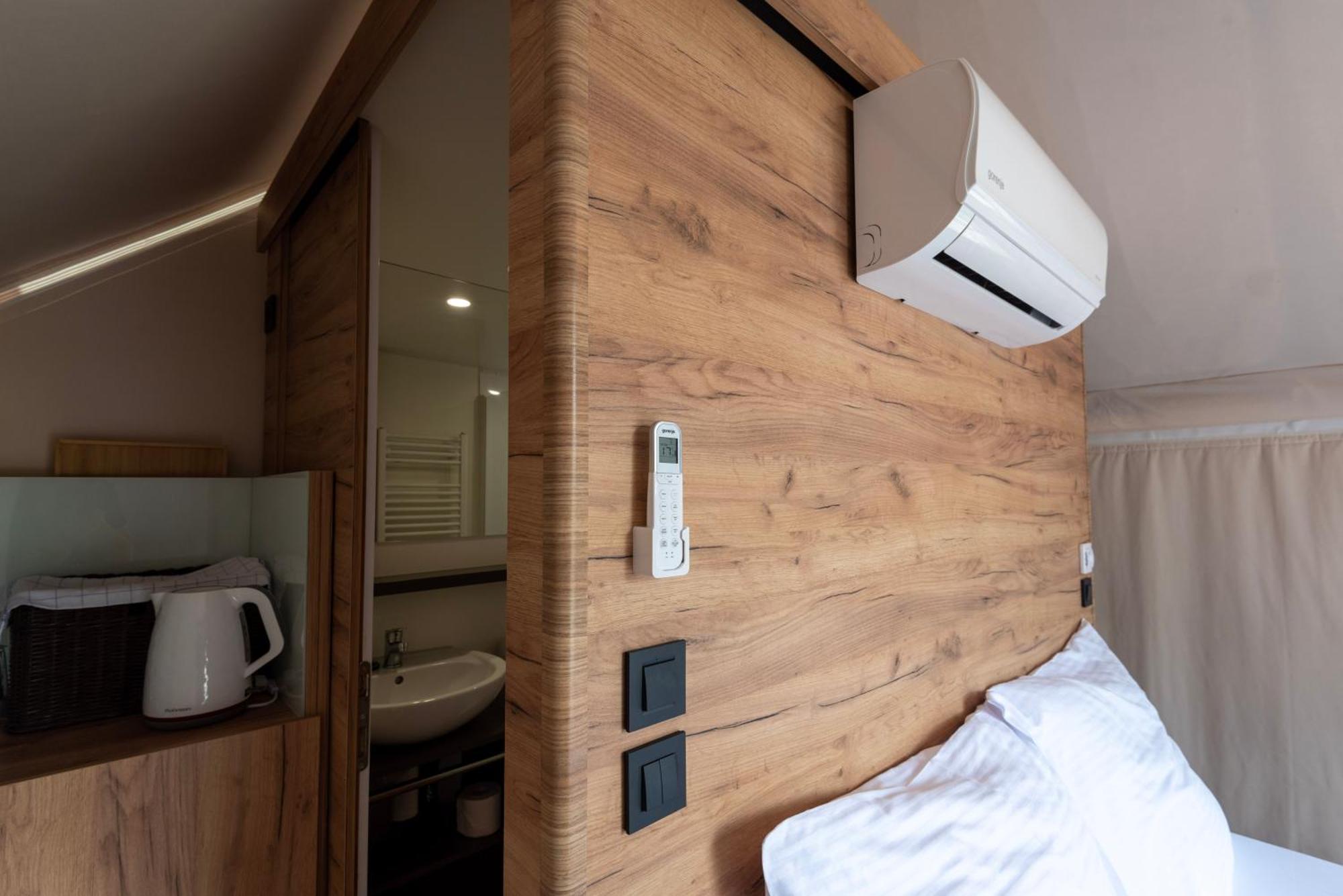 ForRest Glamping Hotel Banská Štiavnica Eksteriør billede