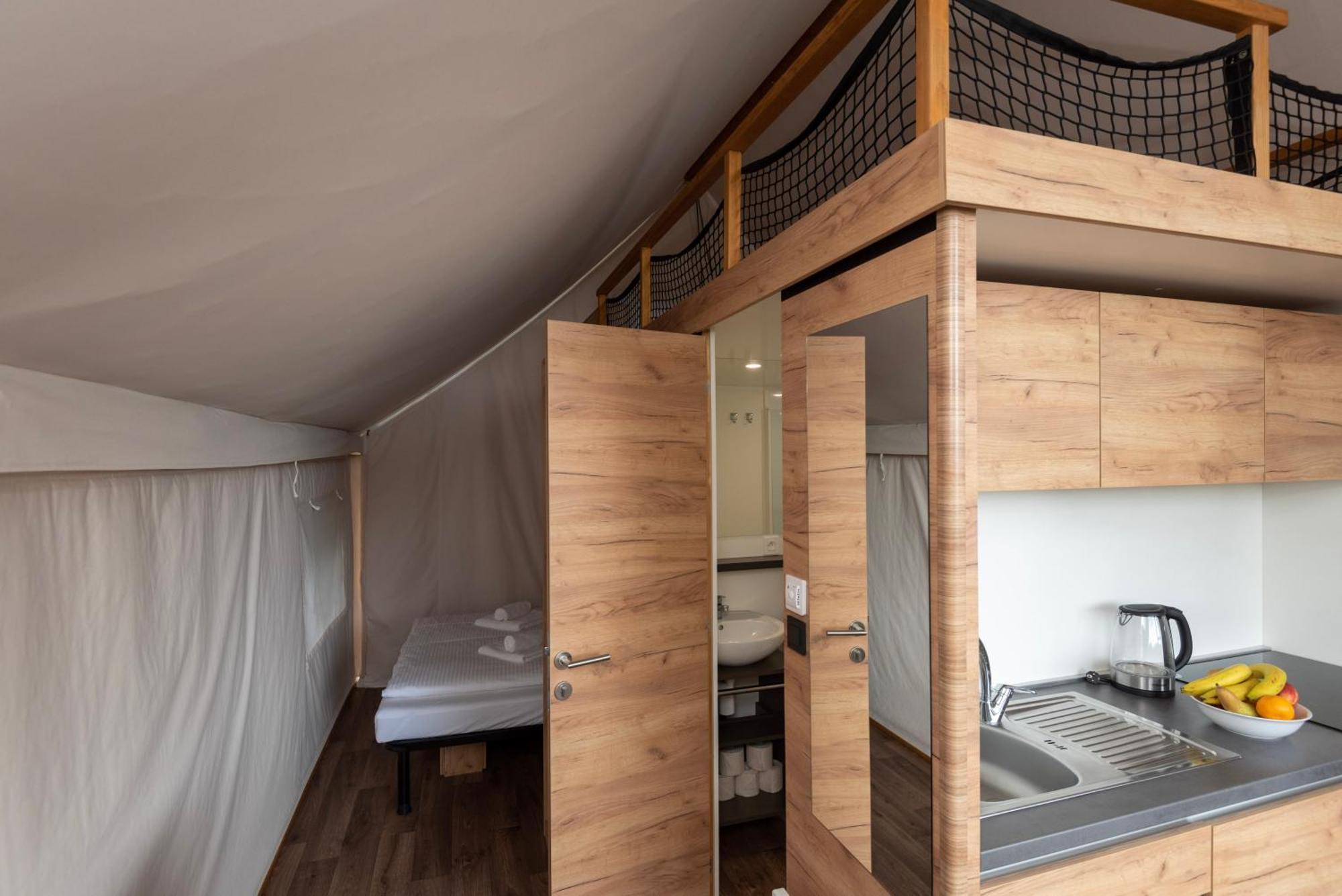 ForRest Glamping Hotel Banská Štiavnica Eksteriør billede