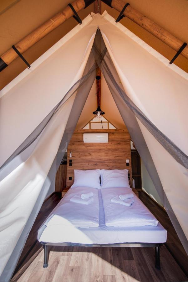 ForRest Glamping Hotel Banská Štiavnica Eksteriør billede